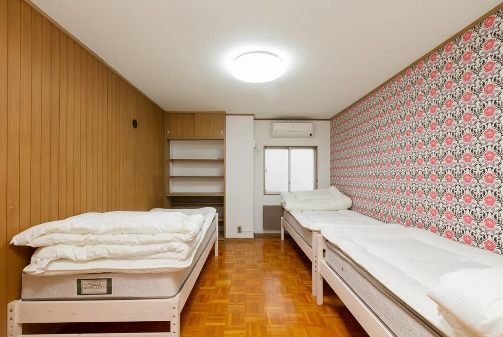 Osaka Iceblue Hostel Екстер'єр фото