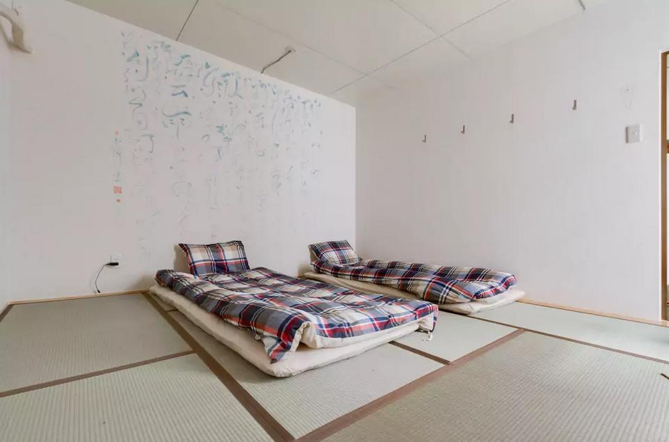 Osaka Iceblue Hostel Екстер'єр фото